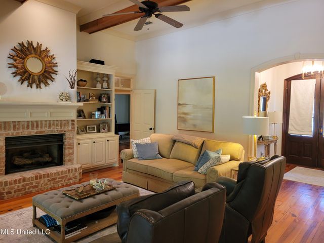506 Hazelton Drive, Madison, MS 39110