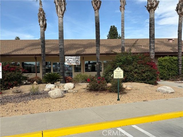 180 Santa Paula, Hemet, CA 92543