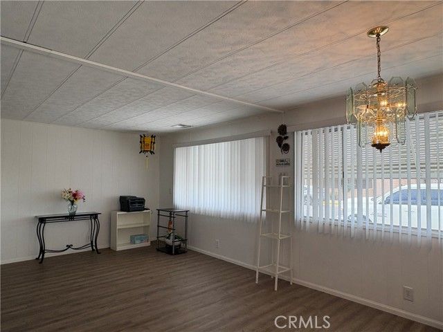 180 Santa Paula, Hemet, CA 92543