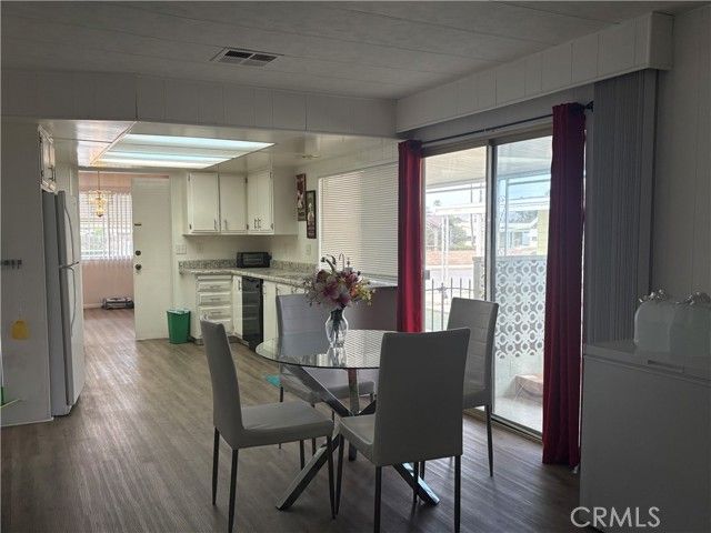 180 Santa Paula, Hemet, CA 92543