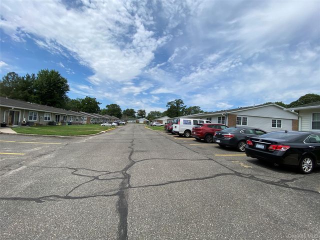 274 Berwick Court C, Ridge, NY 11961