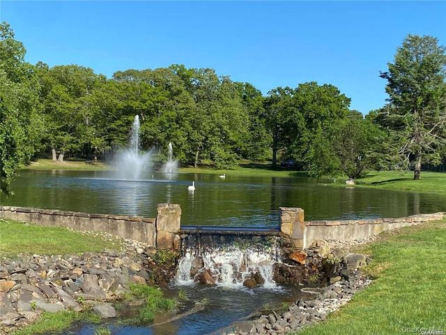 274 Berwick Court C, Ridge, NY 11961