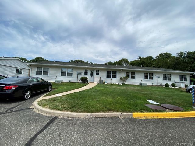 274 Berwick Court C, Ridge, NY 11961