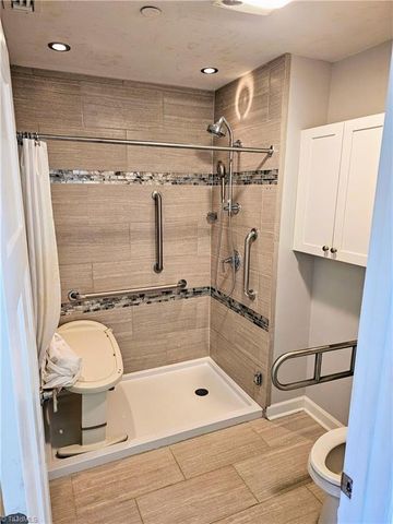 3105 Bermuda Village Drive, Bermuda Run, NC 27006