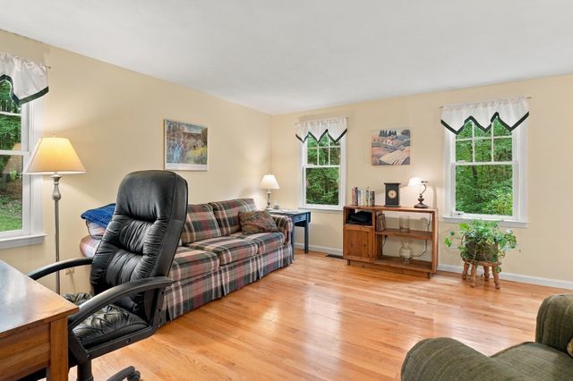 7 Trout Brook Way, Shirley, MA 01464
