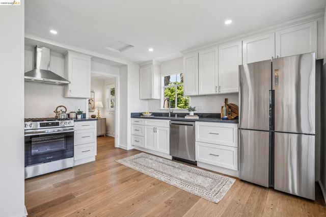 708 Grizzly Peak Blvd, Berkeley, CA 94708