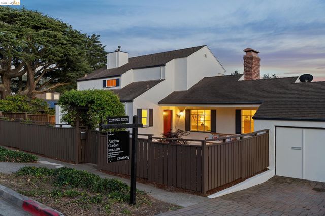 708 Grizzly Peak Blvd, Berkeley, CA 94708