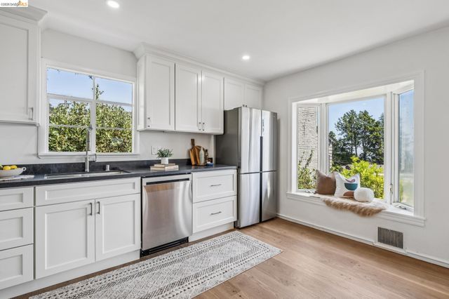 708 Grizzly Peak Blvd, Berkeley, CA 94708