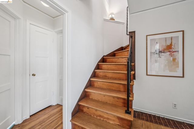 708 Grizzly Peak Blvd, Berkeley, CA 94708