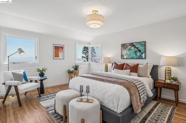 708 Grizzly Peak Blvd, Berkeley, CA 94708