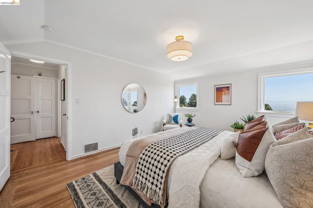 708 Grizzly Peak Blvd, Berkeley, CA 94708