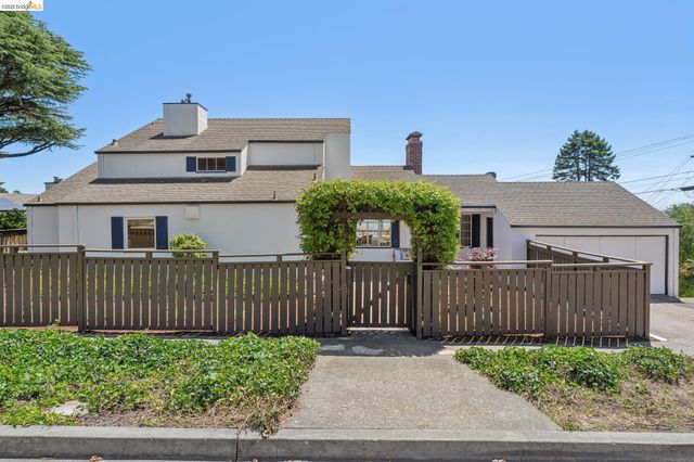 708 Grizzly Peak Blvd, Berkeley, CA 94708