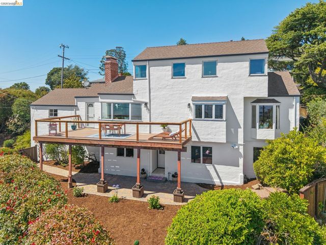 708 Grizzly Peak Blvd, Berkeley, CA 94708