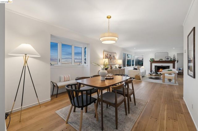 708 Grizzly Peak Blvd, Berkeley, CA 94708