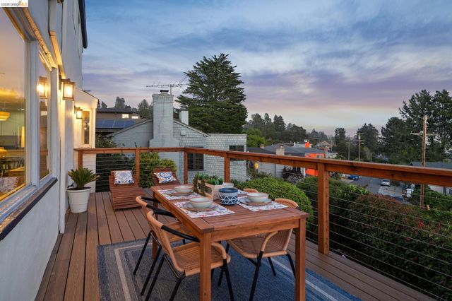 708 Grizzly Peak Blvd, Berkeley, CA 94708