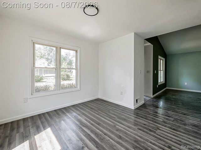 584 Tennessee Street, Detroit, MI 48215