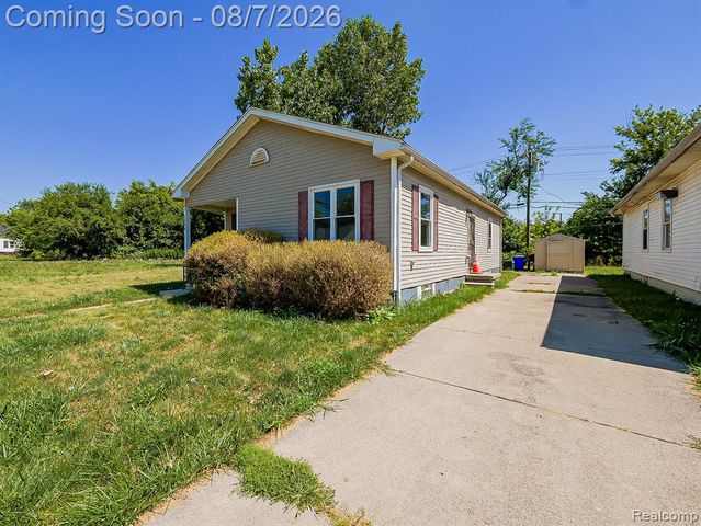 584 Tennessee Street, Detroit, MI 48215