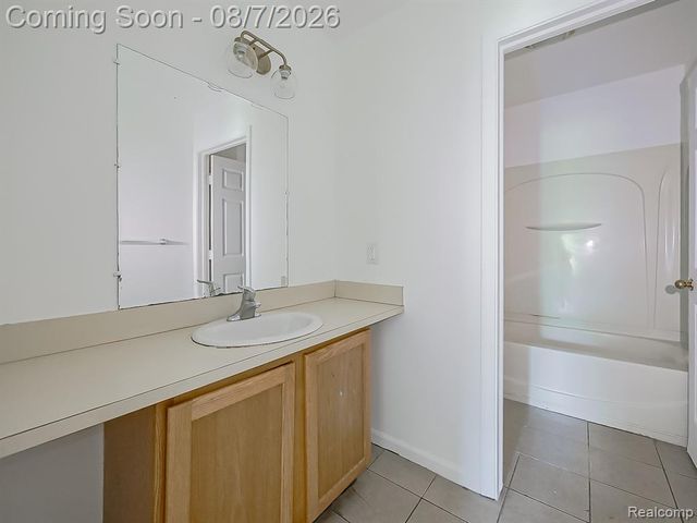 584 Tennessee Street, Detroit, MI 48215