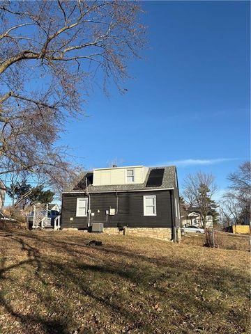 741 Locust Street, Kansas City, KS 66103