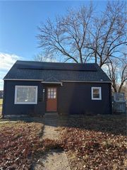 741 Locust Street, Kansas City, KS 66103