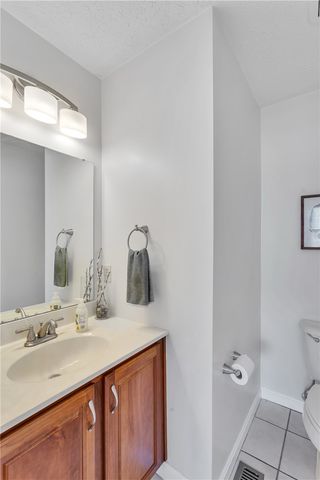 301 Wingate Dr, Robinson Twp, PA 15205