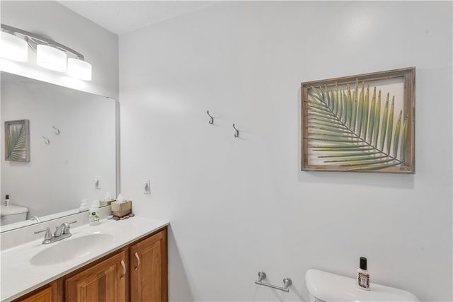 301 Wingate Dr, Robinson Twp, PA 15205