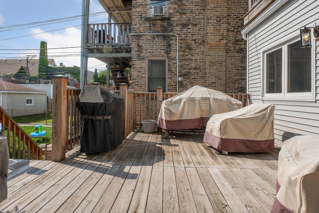 2527 N WASHTENAW Avenue, Chicago, IL 60647