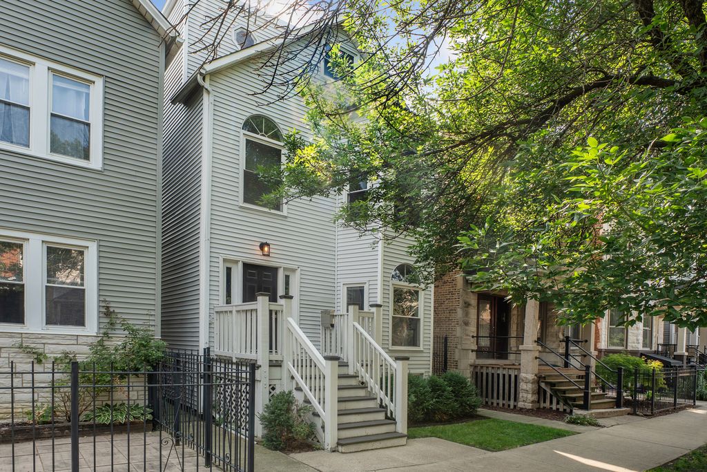 2527 N WASHTENAW Avenue, Chicago, IL 60647