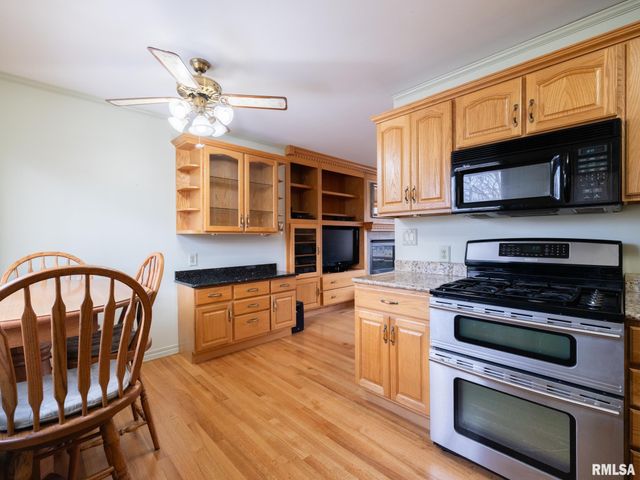 2419 N IDAHO Street, Peoria, IL 61604