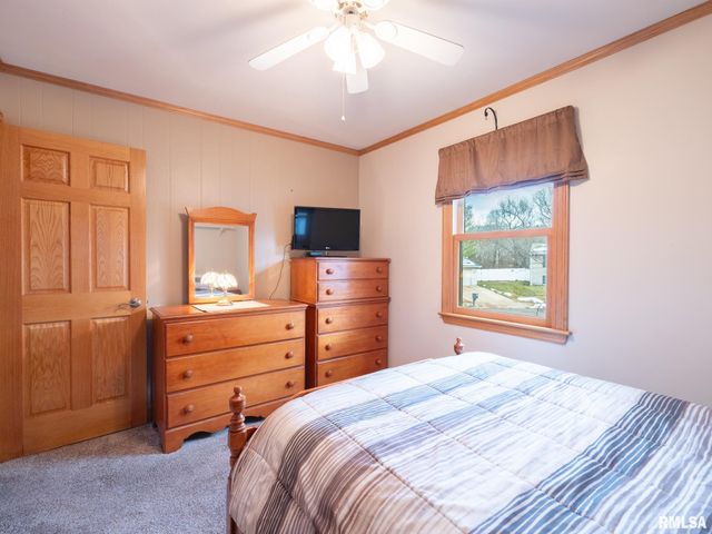 2419 N IDAHO Street, Peoria, IL 61604