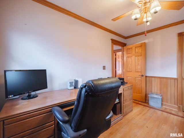 2419 N IDAHO Street, Peoria, IL 61604