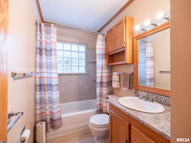 2419 N IDAHO Street, Peoria, IL 61604