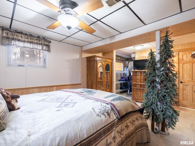 2419 N IDAHO Street, Peoria, IL 61604