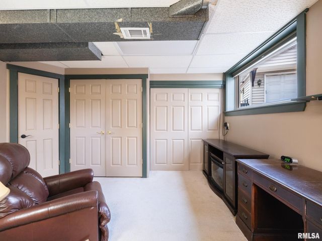 2419 N IDAHO Street, Peoria, IL 61604