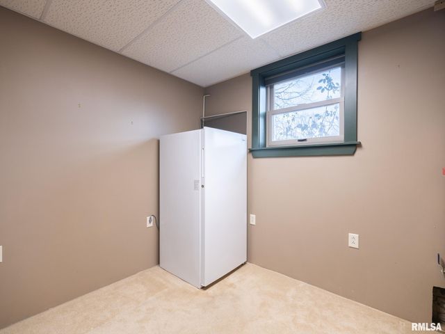 2419 N IDAHO Street, Peoria, IL 61604