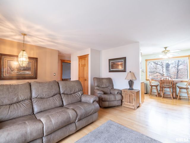 2419 N IDAHO Street, Peoria, IL 61604