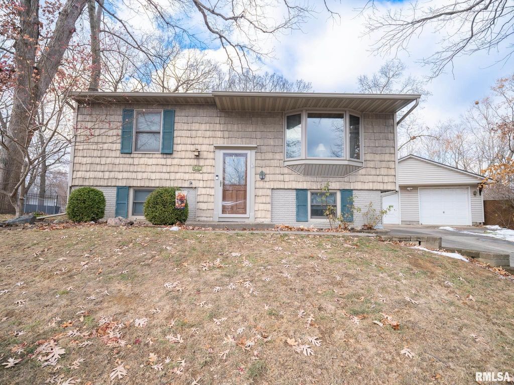 2419 N IDAHO Street, Peoria, IL 61604