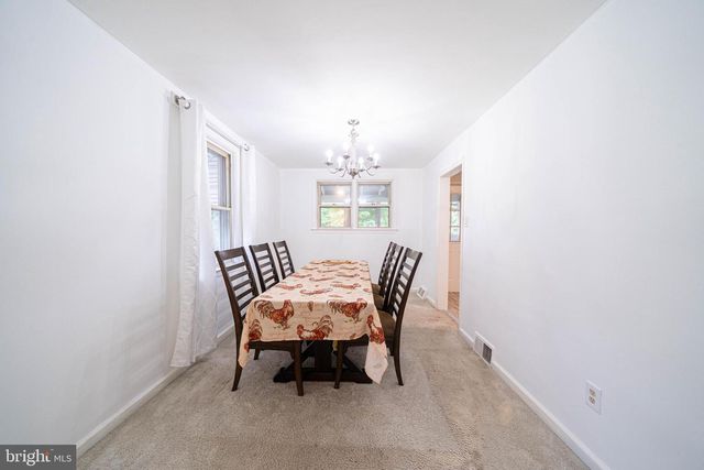 336 HOLLAND ST, Crum Lynne, PA 19022