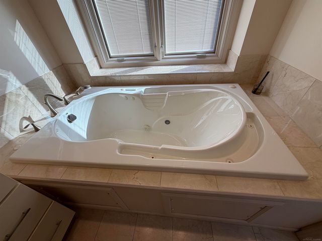 12516 WATKINS Drive Drive, Shelby Twp, MI 48315