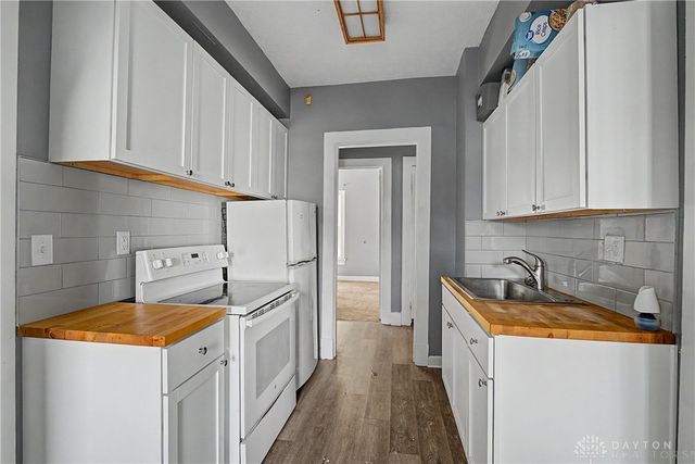 1597 Oakland Avenue, Kettering, OH 45409