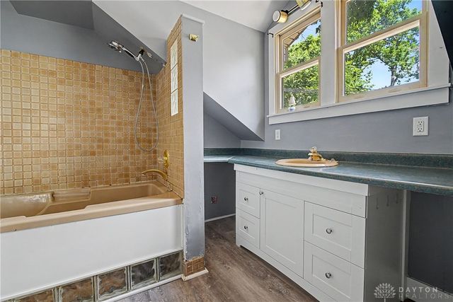 1597 Oakland Avenue, Kettering, OH 45409