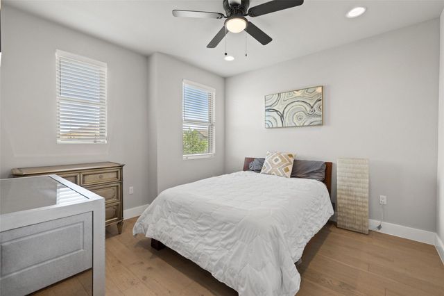1713 Arcilla ST, Austin, TX 78741