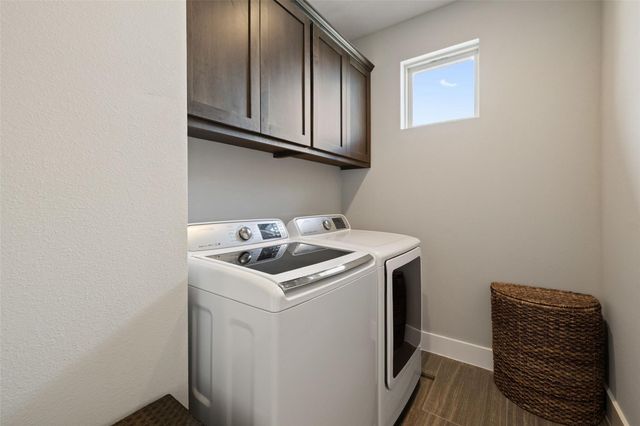 1713 Arcilla ST, Austin, TX 78741
