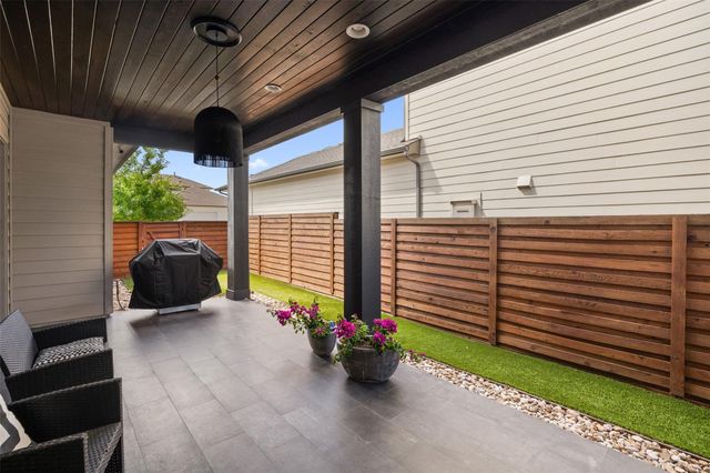 1713 Arcilla ST, Austin, TX 78741