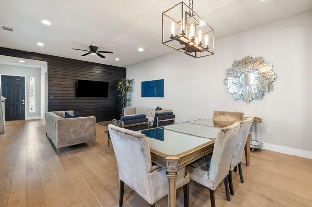 1713 Arcilla ST, Austin, TX 78741