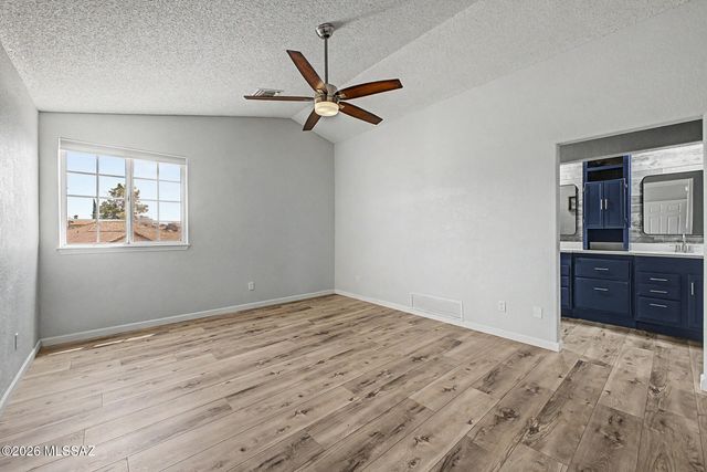 51 S Gold Mine Loop, Tucson, AZ 85748