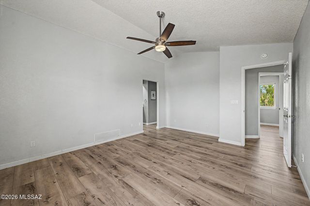 51 S Gold Mine Loop, Tucson, AZ 85748