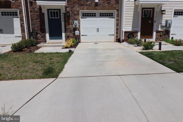 46274 MOUNT KELLOGG TER, Sterling, VA 20164