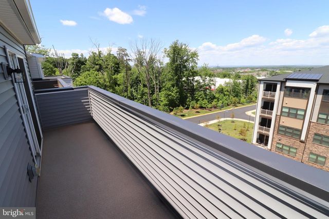 46274 MOUNT KELLOGG TER, Sterling, VA 20164