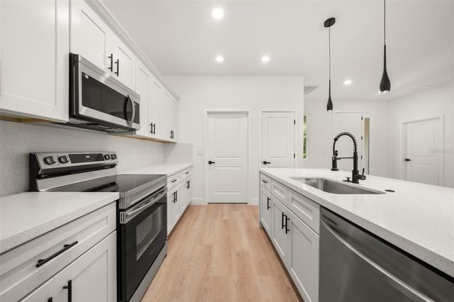 8381 MANTUA AVENUE, Sebring, FL 33872